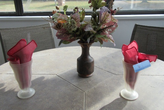 TABLETOP FLORAL DECORATION, SUNDAE CUPS AND NAPKINS