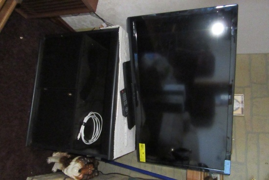 EMERSON 39 INCH FLAT SCREEN TV WITH REMOTE