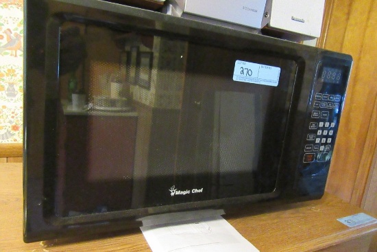 MAGIC CHEF MICROWAVE