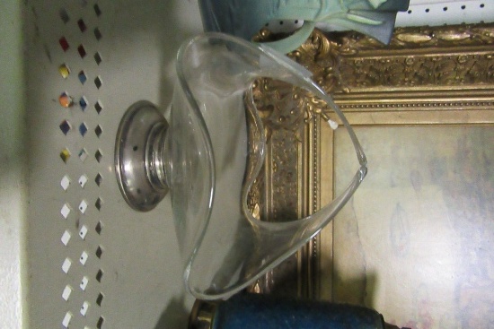 SILVERPLATE BASE GLASS BASKET