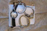 5 WRIST WATCHES