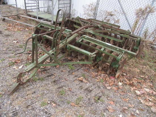 LARGE PULL BEHIND DISC PLOW.