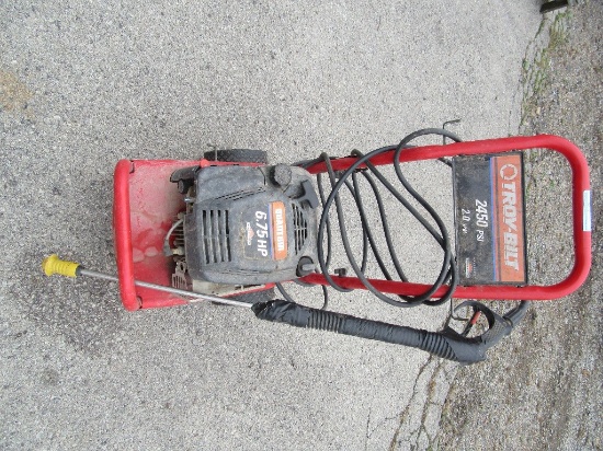 TROY-BILT 6.75 HORSEPOWER PRESSURE WASHER.