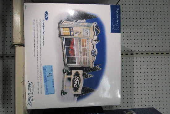 DEPARTMENT 56 UPTOWN MOTORS FORD