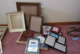 VARIETY OF WOOD AND OTHER PICTURE FRAMES