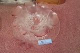 2 PIECE GLASS BOWL AND PLATTER IN PINK AND CLEAR GLASS