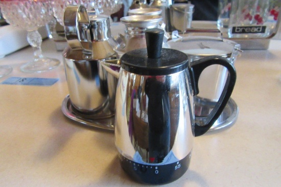 CHROME CREAMER, SUGAR, SALT & PEPPER SET, AND COFFEE POT TIMER