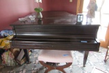 SCHUMANN GRAND PIANO