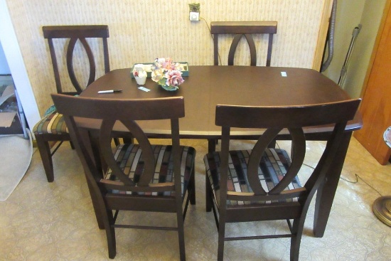 DARK WOOD KITCHEN TABLE WITH 6 CHAIRS