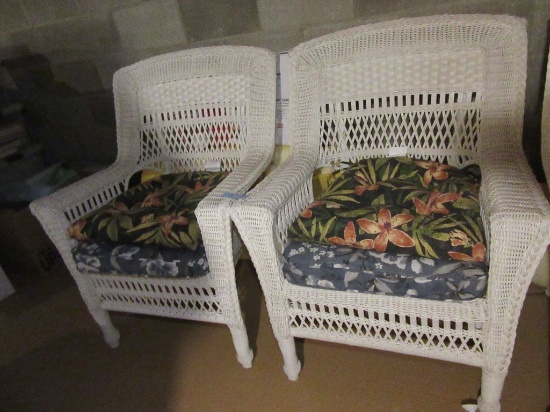 PAIR OF PLASTIC WICKER DESIGN OUTDOOR CHAIRS AND CUSHIONS
