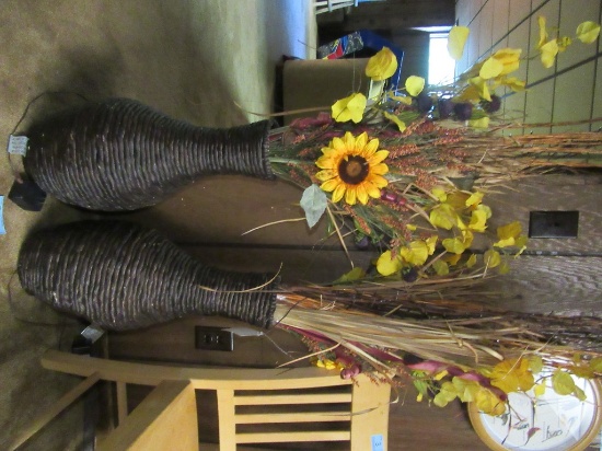 PAIR OF LIGHTED FLORAL ARRANGEMENTS IN REED ROPE URNS