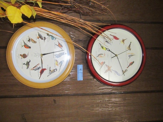 2 BIRD QUARTZ CLOCKS