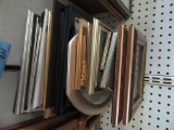 ASSORTMENT OF PICTURE FRAMES