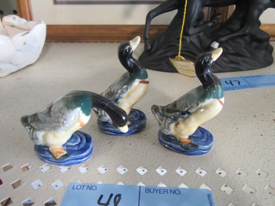 OCCUPIED JAPAN MINIATURE DUCK FIGURINES