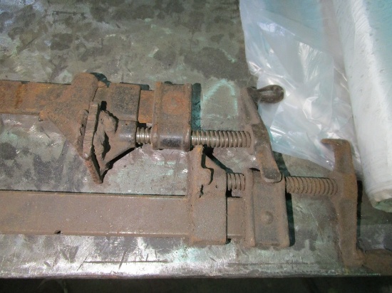 2 LONG CLAMPS
