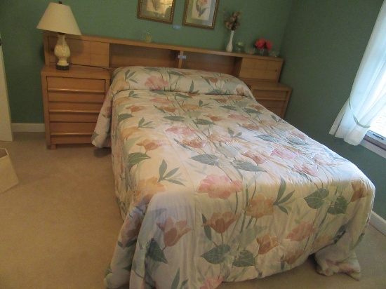 FULL BEDROOM SUITE WITH BOOKCASE HEADBOARD AND ATTACHABLE NIGHTSTANDS. CHES