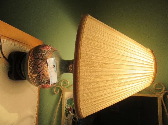 ORIENTAL MOTIF ACCENT LAMP