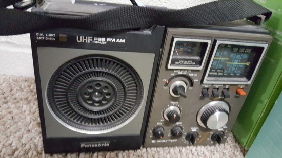 PANASONIC UHF AM/FM PORTABLE RADIO AND MULTIPLE FUNCTION