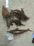 VARIETY OF WOODEN FISH FIGURINES & A CORAL BASE