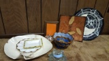 LOT OF MISCELLANEOUS TRAYS, CANDLE HOLDERS, PICTURE FRAME, AND ETC