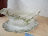 DOULTON BURSLEM KATHRYN GRAVY BOAT