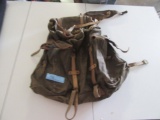 OLDER STYLE MILITARY BACKPACK