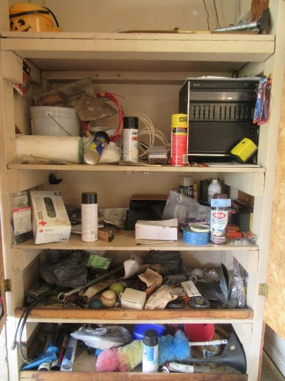 CONTENTS OF CABINET INCLUDING CONCRETE TOOLS, COPPER WIRE, PAINT, STEREO, A