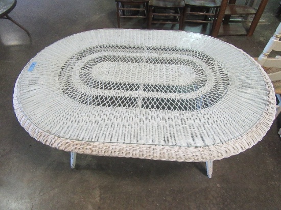 WICKER DINING TABLE WITH GLASS TOP