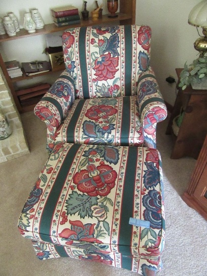 PENNSYLVANIA HOUSE YOUNG TRADITIONS CHAIR AND MATCHING OTTOMAN