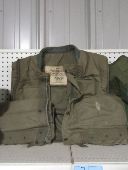 US MARINE CORPS BODY ARMOR SIZE MEDIUM