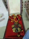 FOREIGN MEDAL WITH PIN AND CASE