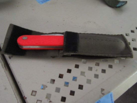 ORANGE FOLDING HOOK KNIFE WITH CASE