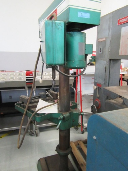 POWERMATIC COMMERCIAL DRILL PRESS WITH VISE. MODEL 1200. SERIAL NUMBER 220V