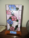 PLASTIC STAINED GLASS STYLE ACCENT LAMP