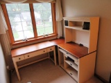 CORNER DESK UNIT WITH PULL-OUT SHELVES