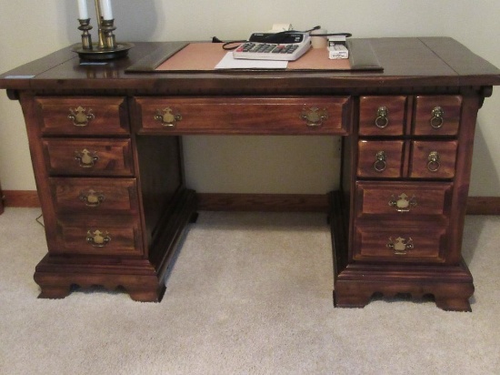 HEAVY WOOD DESK