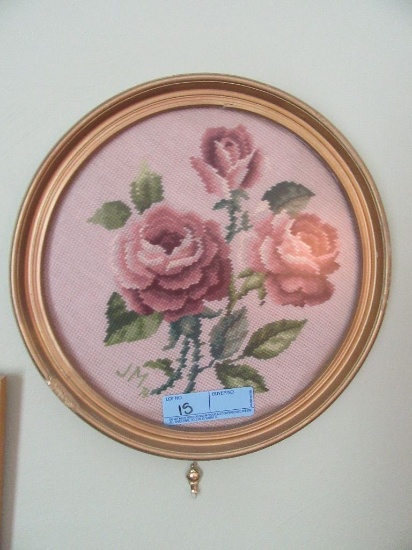 NEEDLE WORK PICTURE IN ROUND GOLD COLORED FRAME