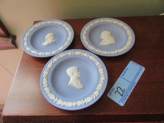 3 WEDGWOOD PLATES INCLUDING THAT OF WINSTON CHURCHILL AND JOHN F KENNEDY