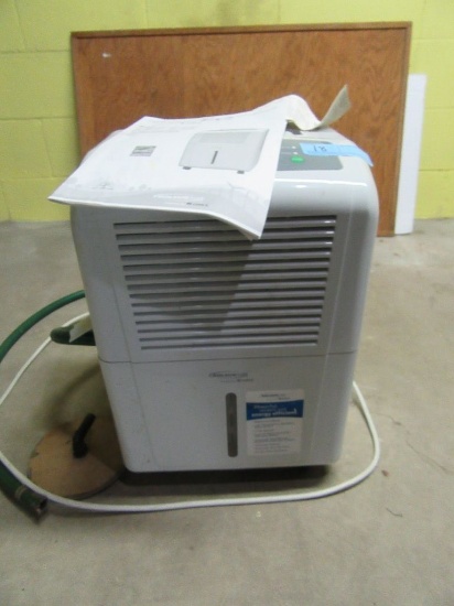 SOLEUSAIR DEHUMIDIFIER