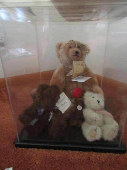 HERMAN BEAR AND OTHER ASSORTED SMALL BEARS