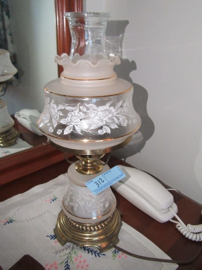 GONE WITH THE WIND STYLE LAMP