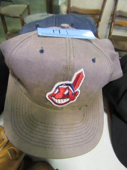 MISCELLANEOUS BALL CAPS INCLUDING CLEVELAND INDIANS, CLEVELAND CAVALIERS, S