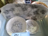WENDELL AUGUST FORGE ASSORTED PLATES OF CHRISTMAS. PRAYING HANDS. DOGWOOD.