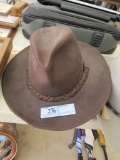 WILSONS LEATHER HAT SIZE LARGE