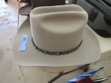 CUSTOM FUR BLEND AMERICA'S FINEST NASHVILLE COWBOY HAT. SIZE 7-1/2