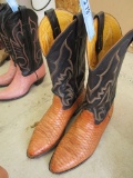 SIZE 9-1/2 NOCONA BOOTS MADE IN THE USA