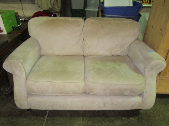 LANE SUEDE STYLE LOVESEAT