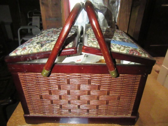 TAPESTRY TOP SEWING BOX AND ACCESSORIES