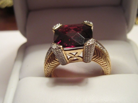 14 KARAT GARNET? AND DIAMOND? RING