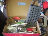 UTENSILS AND GRATER
